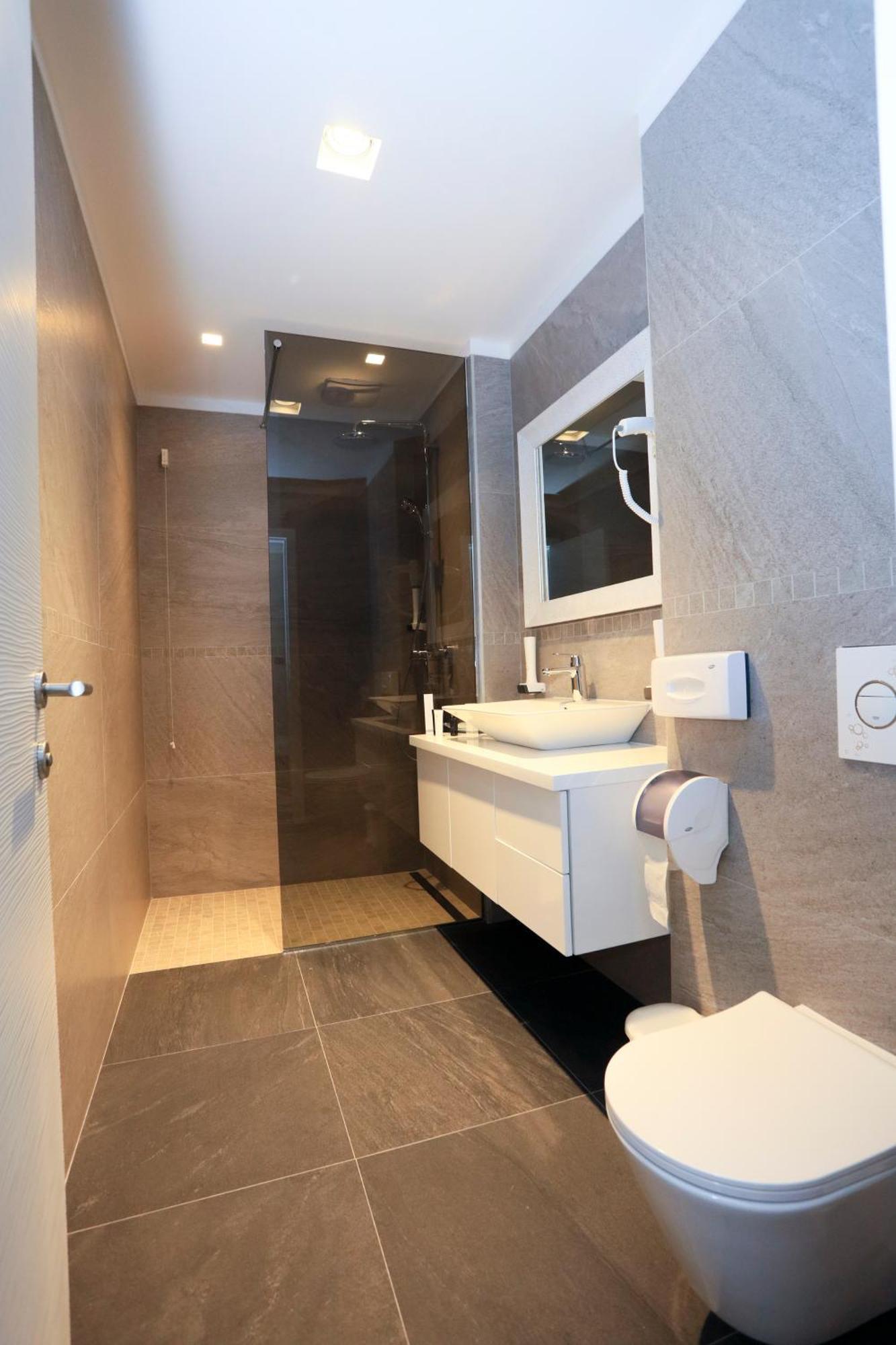 Carpe Diem Boutique Hotel Zenica Esterno foto