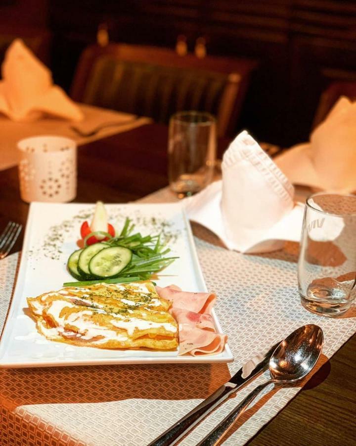 Carpe Diem Boutique Hotel Zenica Esterno foto