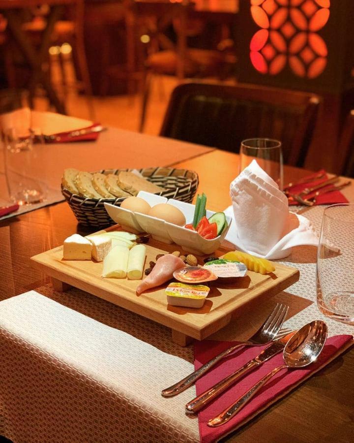 Carpe Diem Boutique Hotel Zenica Esterno foto